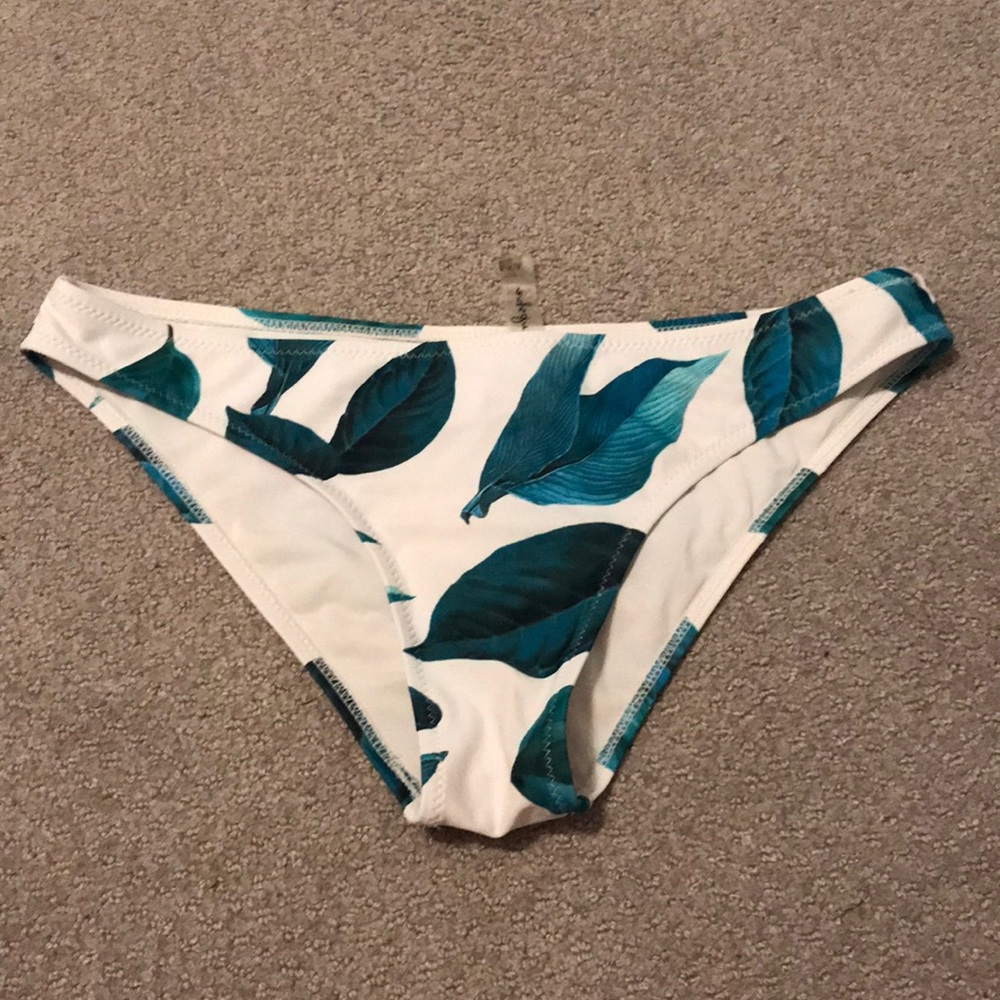 BIKINI BOTTOMS